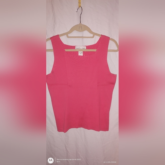 Hampshire Studios Tops - Petite Hampshire Studio Pink sleeveless Sweater 100% Cotton